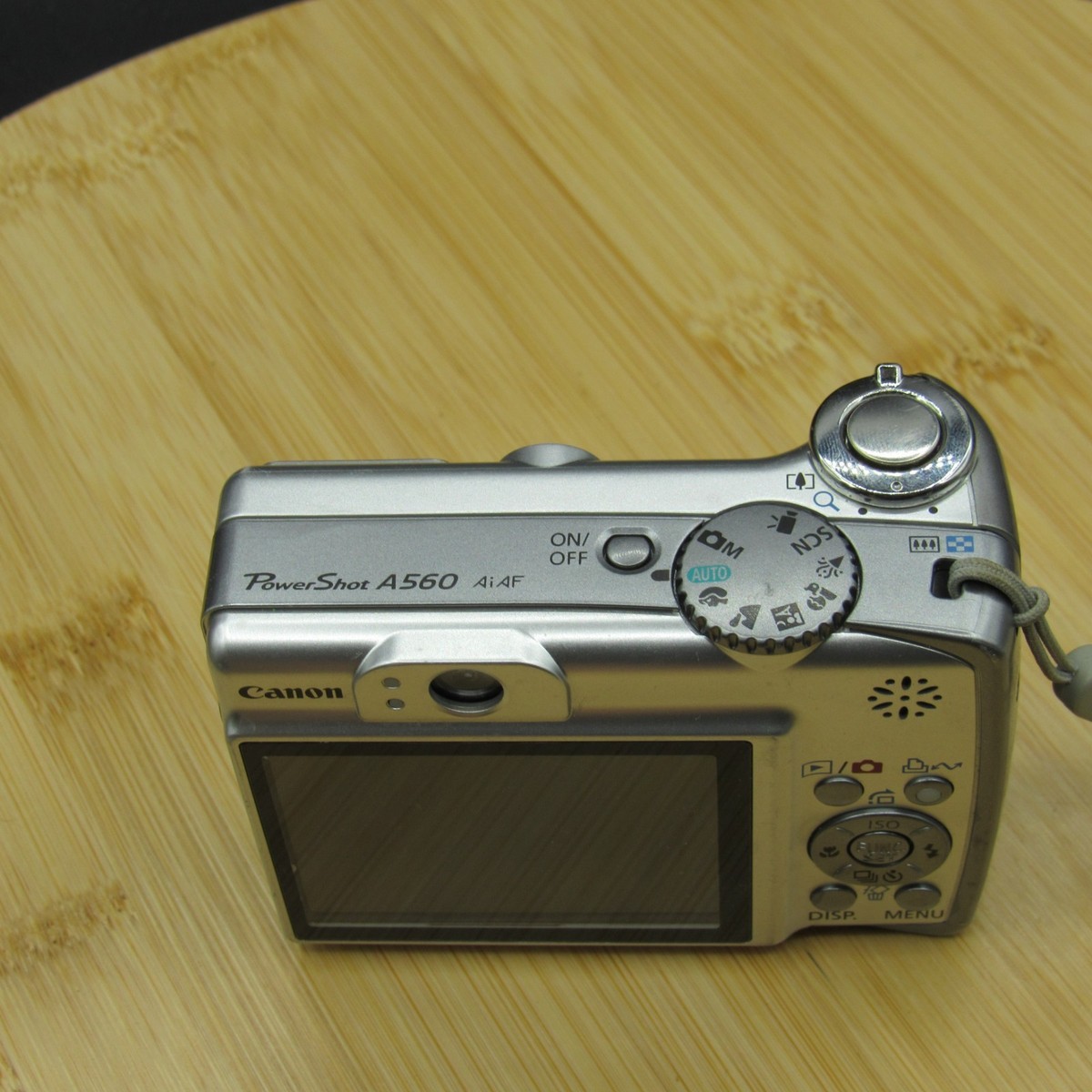 Canon Powershot A560 7.1MP 4X Zoom Digital Camera Powers On