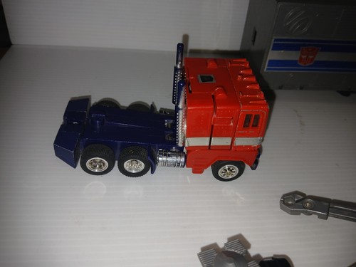 Transformador Hasbro Takara 1980-1982 G1 Optimus Prime de colección no completo - Imagen 6 de 23