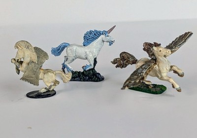 3 Vintage 1980 s Pegasus And Unicorn Grenadier Ral Partha Metal Miniature