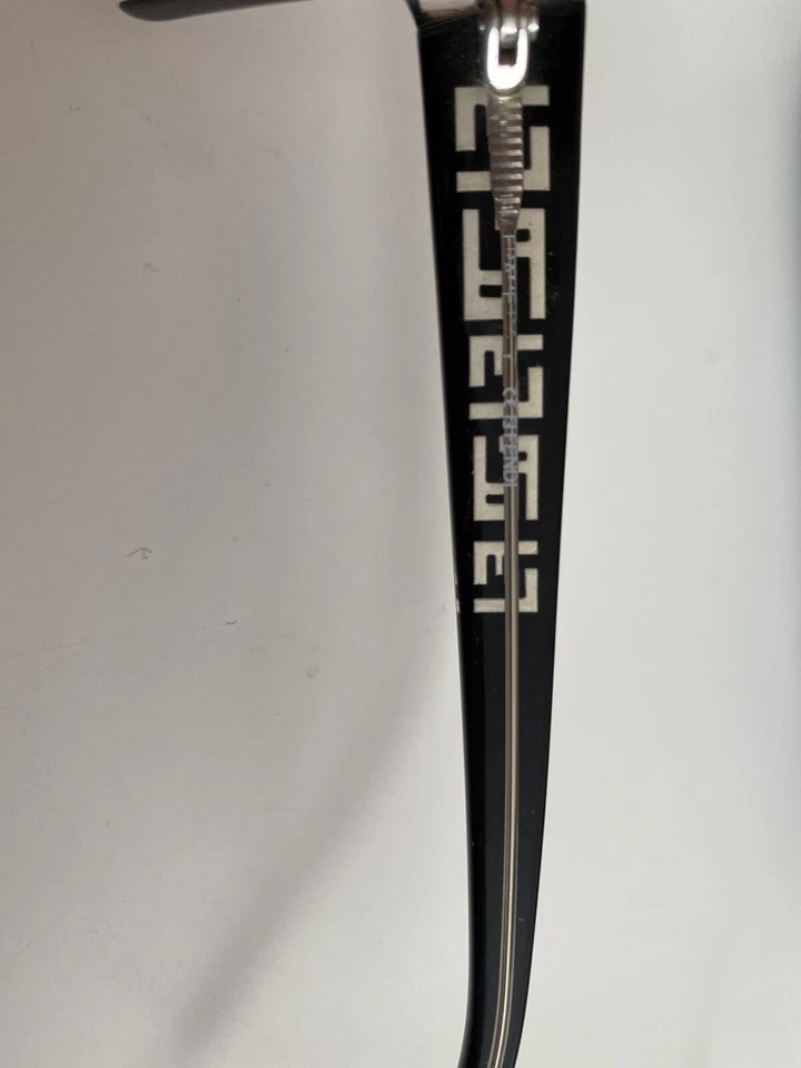 Черные и прозрачные рамки FENDI с логотипом на шаблонах с чехлом - Изображение 4 из 4