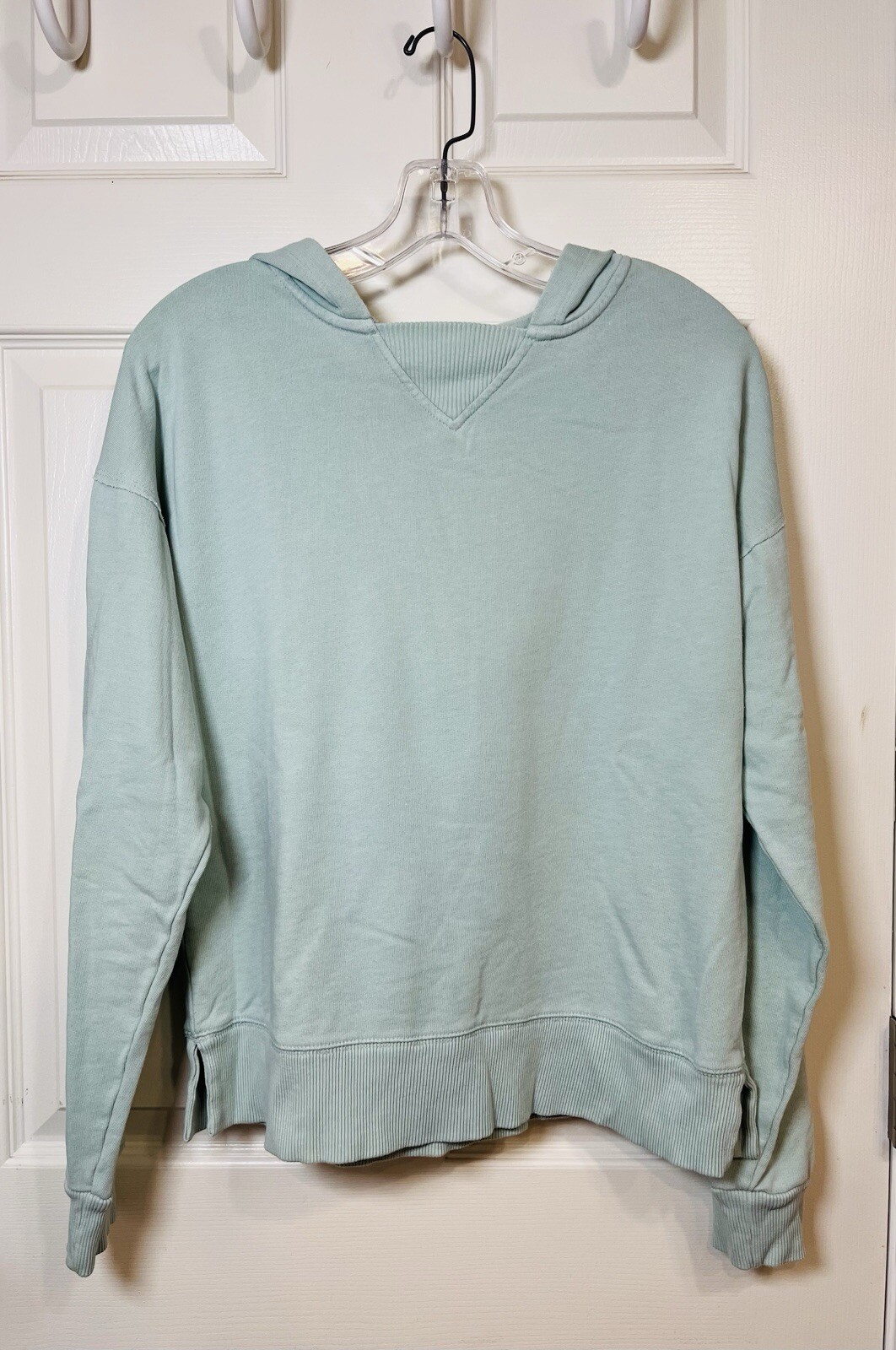 Universal Thread Lightweight Sweatshirt Hoodie Mi… - image 1