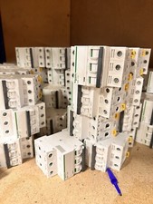 schneider mcb