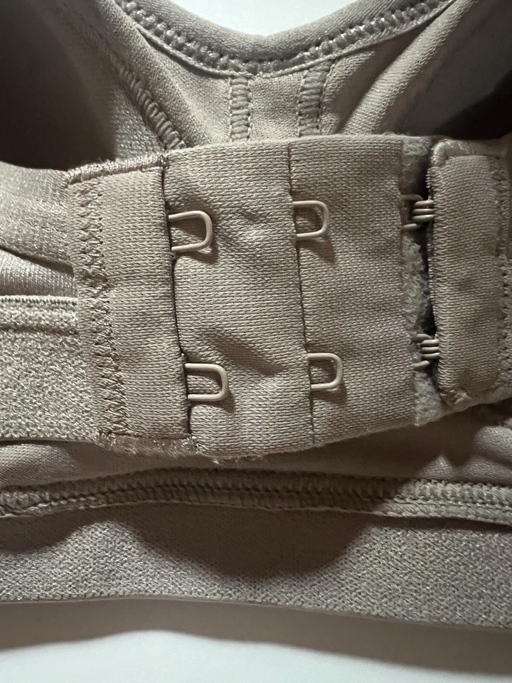 Sujetador Warners Talla Pequeña Blissful Benefits Alisador de Axilas RM3911W Taupe #1805 Foto 3 de 4