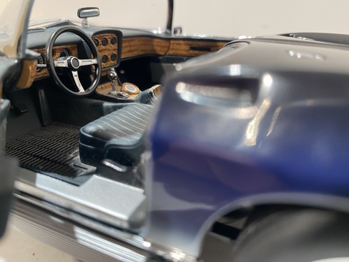 AUTOART/UT 1:18 CHEVROLET CORVETTE MAKO SHARK DARK BLUE 21061 VERY RARE - Bild 13 von 19