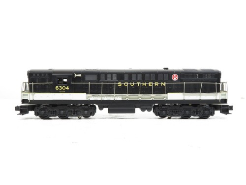 MTH MT-2121LP Southern Trainmaster Diesel Cab No. 6304 w/Proto LN - Picture 4 of 8