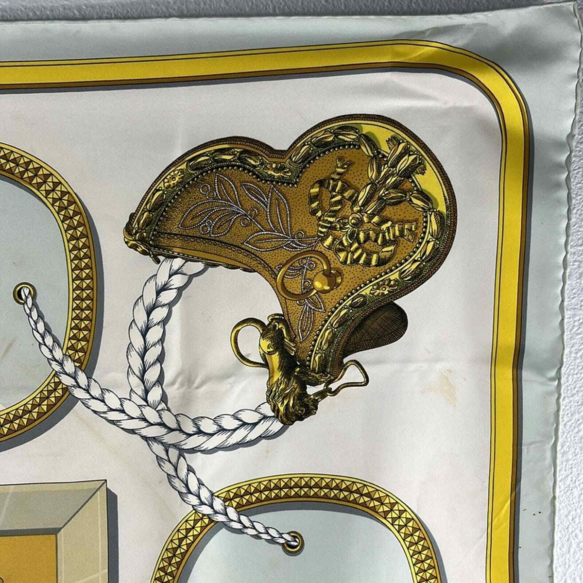 h*o様 HERMÈS Grand Apparat シルクスカーフ Vintage HERMES Silk Scarf / エルメス・シルクスカーフ(Grand