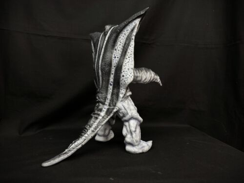 Ultraman Tiga Kaiju Gazort Art Statue (One-Off) 変形怪獣 ガゾート 完成品 - Picture 5 of 12