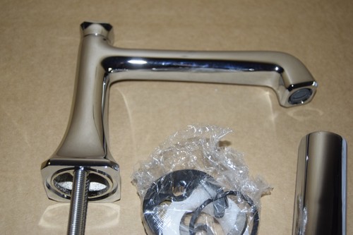 New DXV Belshire Chrome Low Spout Widespread D35170810.100 **Spout & Drain Only" - Picture 2 of 8