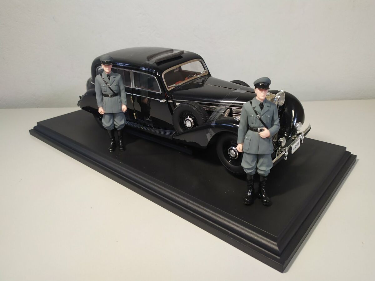 RARE SIGNATURE MODELS 1:18 1938 MERCEDES BENZ 770K, 3 RARE SIGNATURE MODELS 1:18 1938 MERCEDES BENZ 770K, 3
