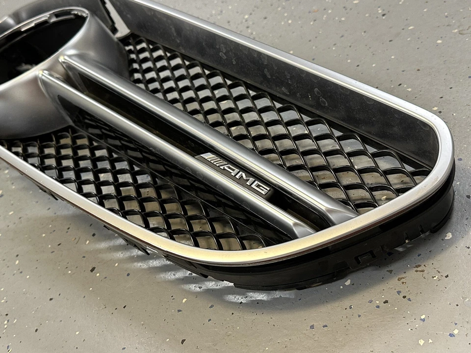 Parachoques delantero parrilla del radiador ST3 2015-2017 genuino Mercedes AMG Clase S cupé Foto 4 de 4