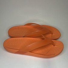 CROCS Women's Splash Glossy Flip Flop Sandals Thong Orange Comfort Beach Size 8