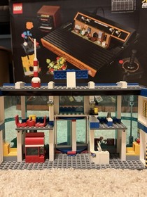 LEGO City: Airport (3182) Complete No Box