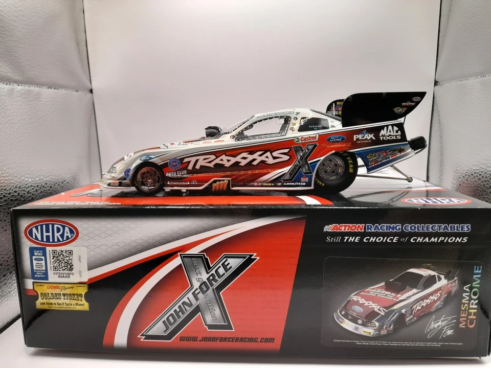 Courtney Force Traxxas 100 victorias para mujer 2014 Mustang Mesma cromo NHRA 1:24 Foto 2 de 4