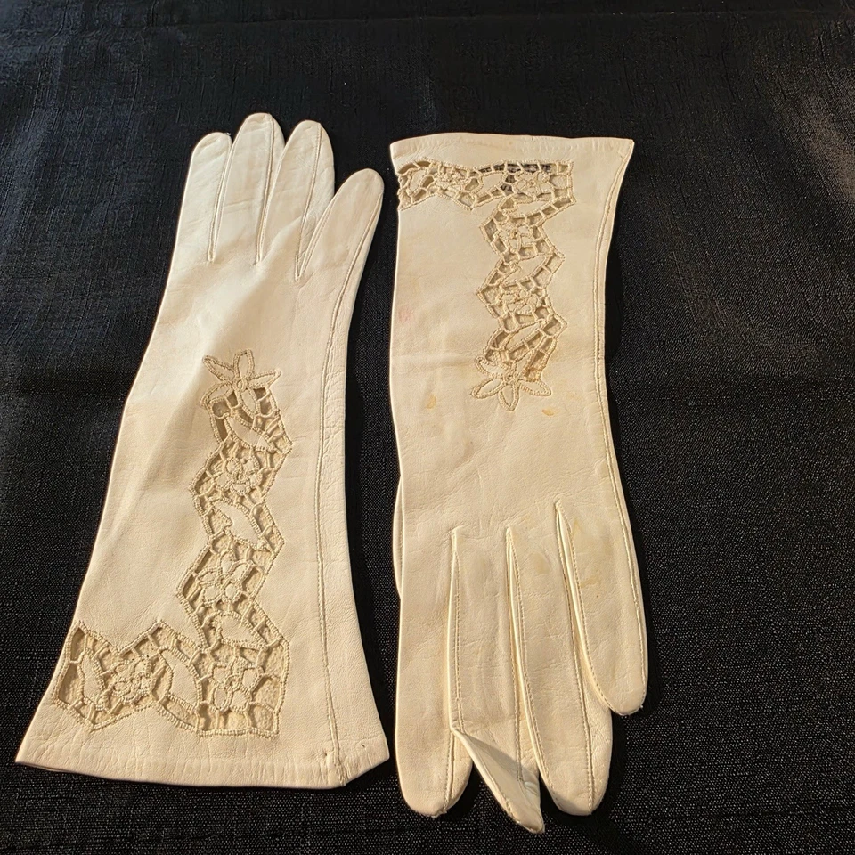 VTG Madova White Kid Gloves W/ Embroidery & Cutouts 11" Sz M , Florence Italy - Image 2 of 4