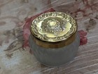 Vintage Estee Lauder Re-Nutriv Face Powder Frosted Decorative Glass Jar Gold — photo 9
