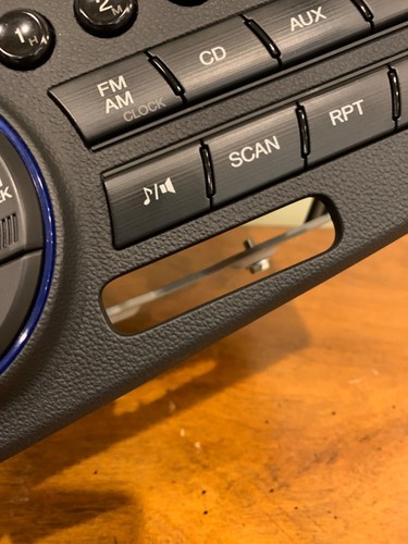 Honda CR-Z CRZ 15 CD Player Radio AUX Audio Control 39100-SZT-A11, B005, OEM, 20 - Picture 3 of 5