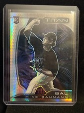 Mike Baumann 2022 Chronicles Titan Hyper Prizm (RC) #81/299 - Orioles