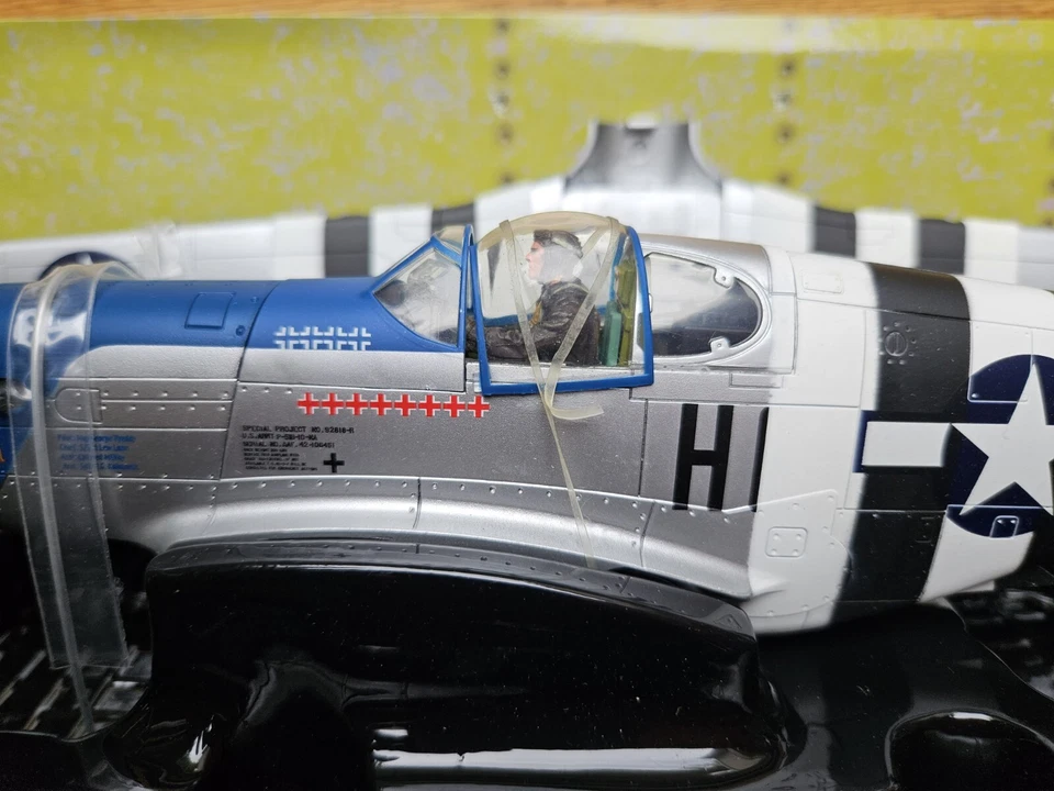 ULTIMATE SOLDIER DOGFIGHT MUSTANG "CRIPES A MIGHTY" GEORGE PREDDY ESCALA 1:32 Foto 4 de 4