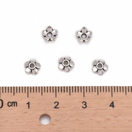 200 piezas Tapas de cuentas de flores antiguas chapadas en plata tibetana de 5 pétalos 6,5 x2 mm - Imagen 3 de 6