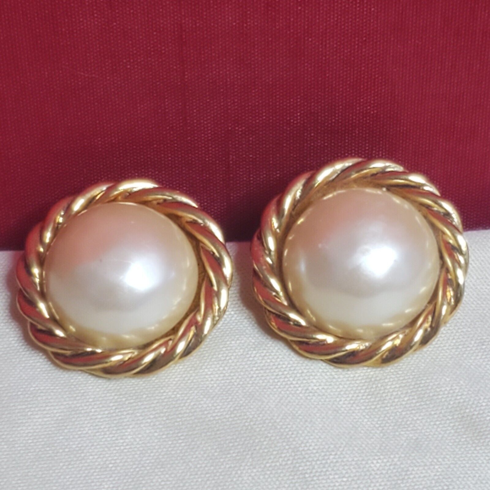Vintage Carolee Gold Pearl Button Earrings - image 2