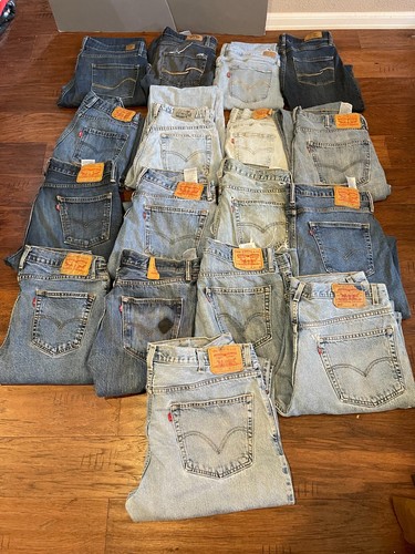 Bundle Lot Of Ideal Sized Vintage Levis 