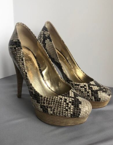 Guess Python Snake Heels Shoes Pumps  Size 7.5 M Leather 4.5" heel - Picture 1 of 9
