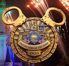 🔥U.S. Secret Service Disneyland Anaheim Office Gold Black Mickey Challenge Coin