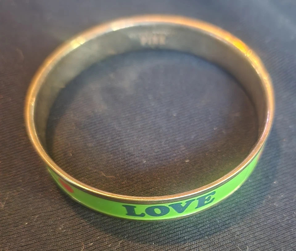 Pulsera Victoria's Secret vintage. Pulsera Love Rosa, Verde Con Bronce. Rosa Foto 4 de 4