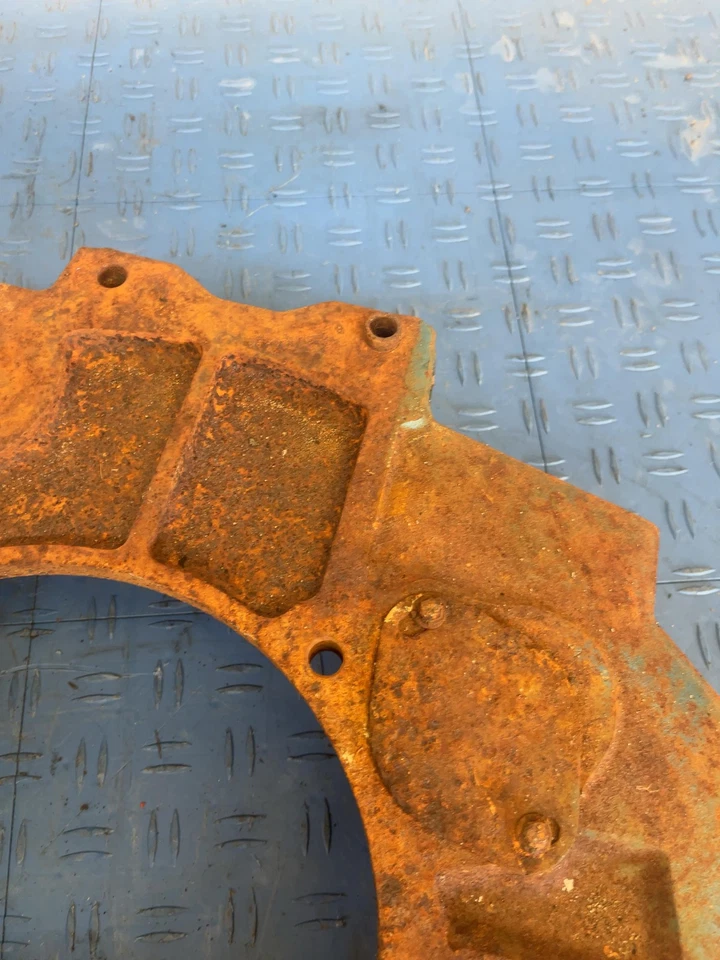 Adaptador de carcasa de campana de volante International Dt466b 88+ Oe# 686704c4 Foto 4 de 4