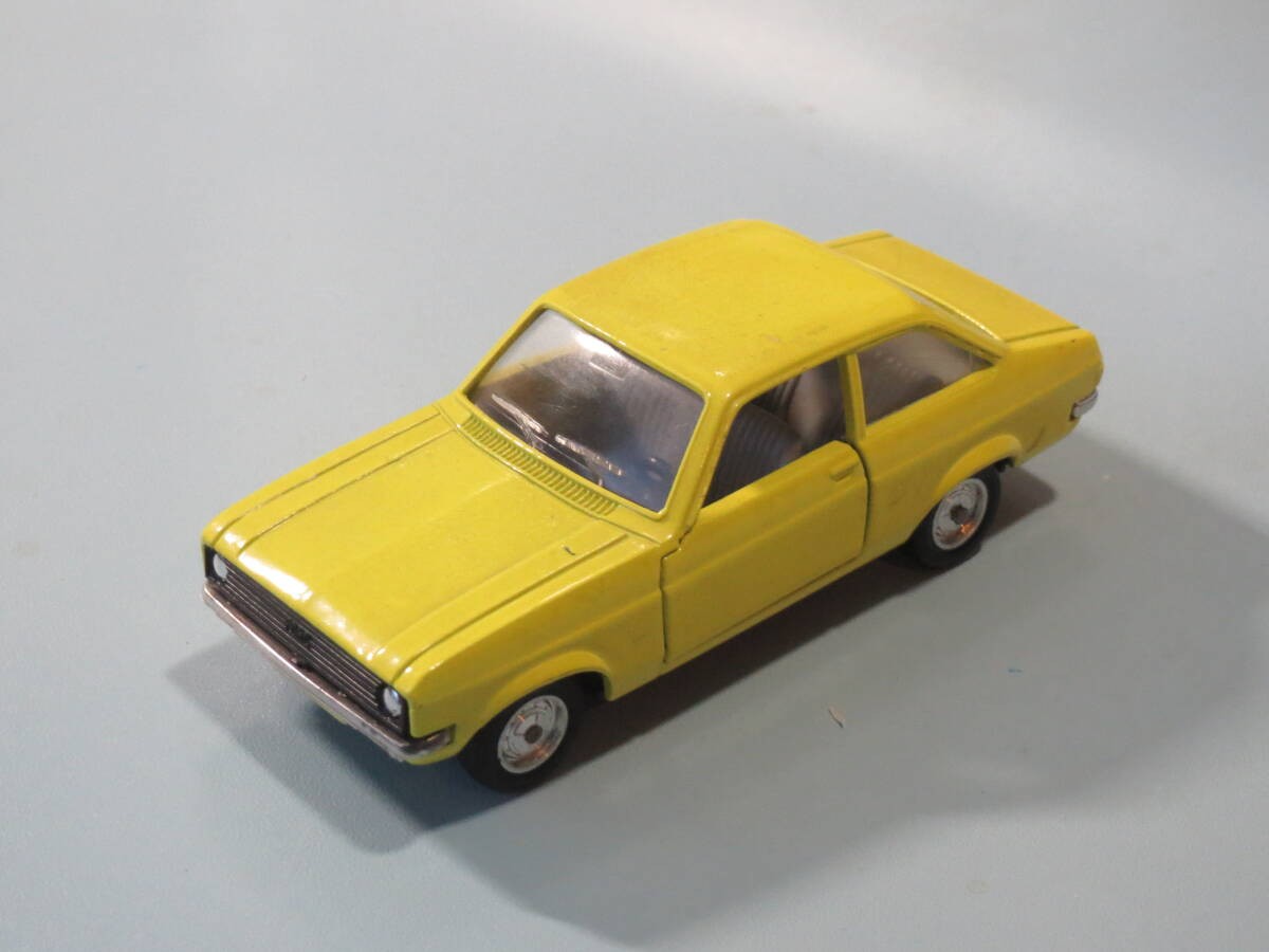 Solido Ford Escort 1:43 45