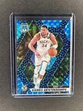 2024-25 Panini Mosaic Giannis Antetokounmpo #13 Blue Spectris FOTL /25