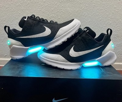 Nike HyperAdapt 1.0 Black/White Self-Tying Low Top Athletic Sneaker Adapt 