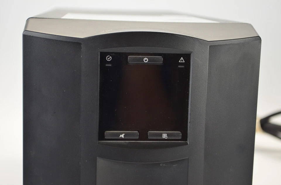 APC Smart-UPS 1500 SMC1500 Uninterruptible Power Supply No Battery Tested - Image 3 of 4