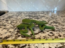 Folkmanis 7" Full Body Mini Praying Mantis Finger Puppet