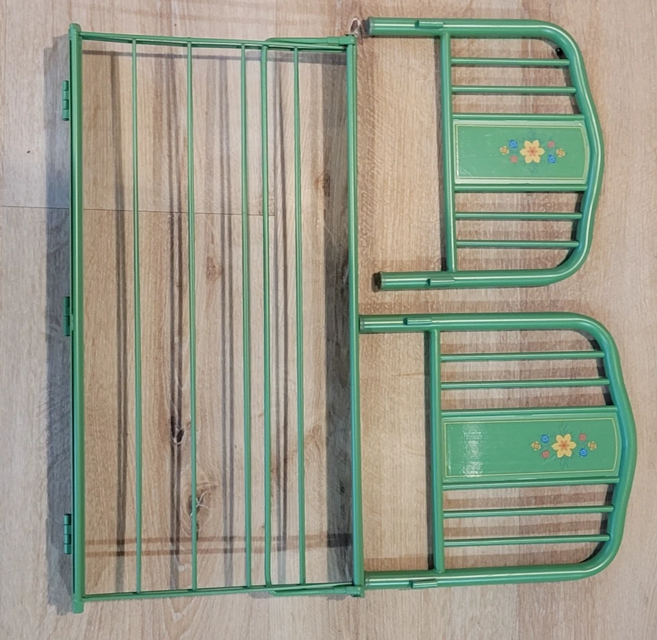 Vintage American Girl Doll Kit Kittredge Trundle Green Flower Bed - Image 3 of 4