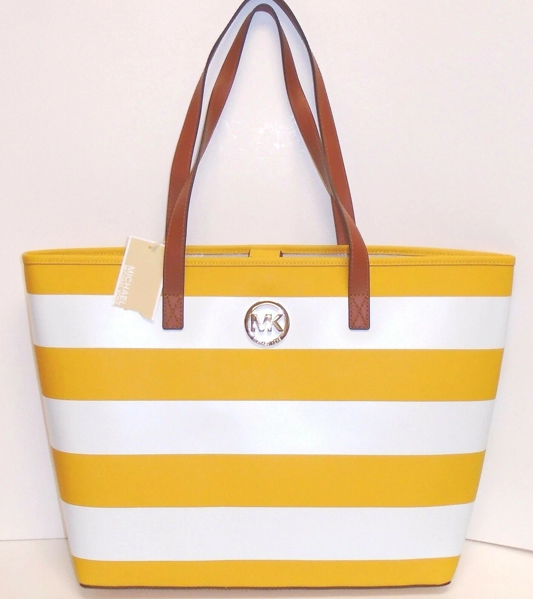 MICHAEL KORS - on SALE with 25% off - JET SET TRAVEL LARGE SAFFIANO LEATHER  TOTE - REVIEW/MODSHOTS 