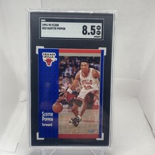 1991 Fleer Scottie Pippen #33 GRADED SGC 8.5 NM MT+
