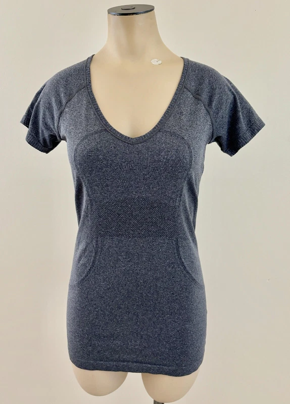 lululemon run swiftly v-neck stretch exc shirt