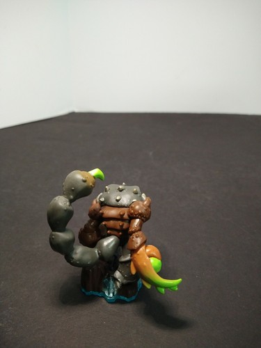 Skylanders: Swap Force: Scorp Character Figure - Picture 4 of 6