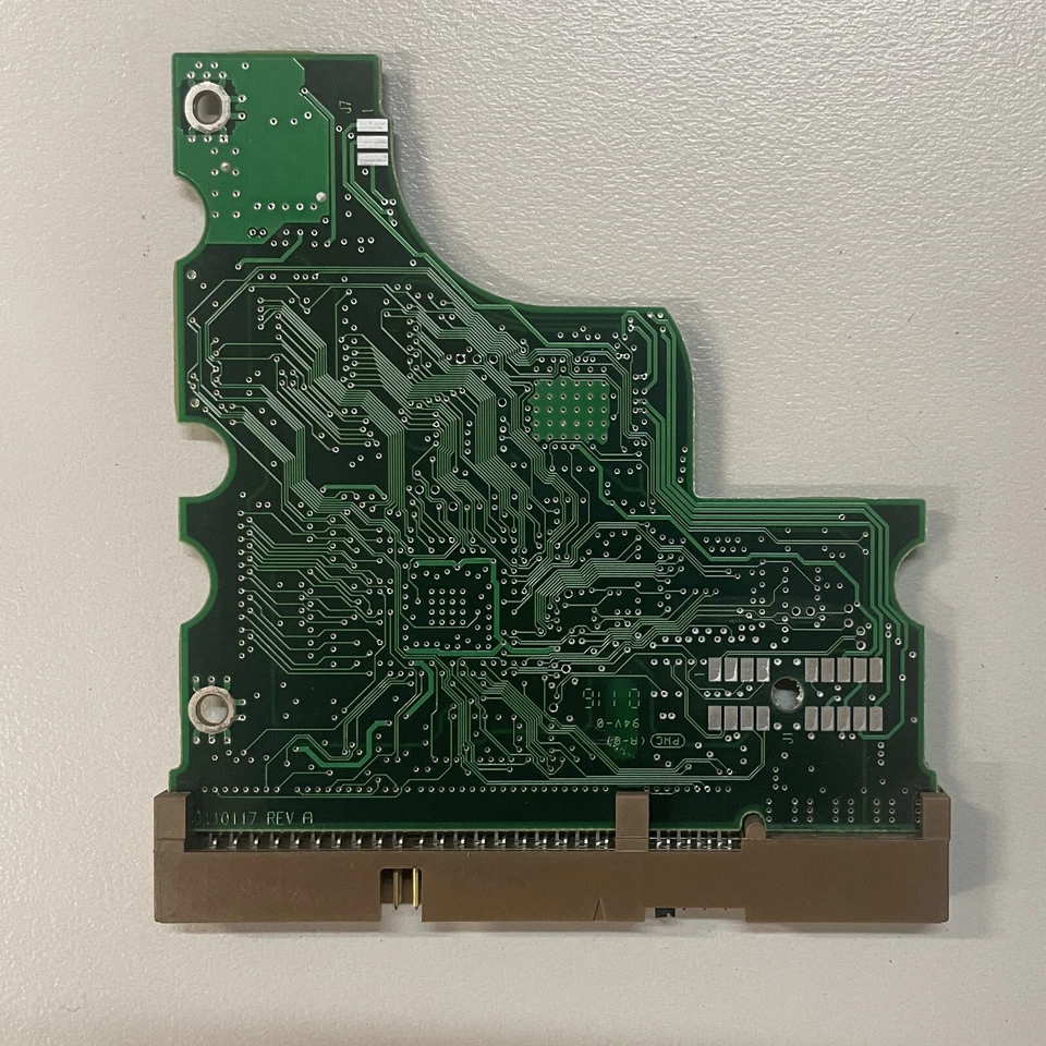 Seagate ST330620A 3.5" 30GB ATA/100 HDD PCB Board 0110117 REV A FW 3.05 - Image 3 of 4