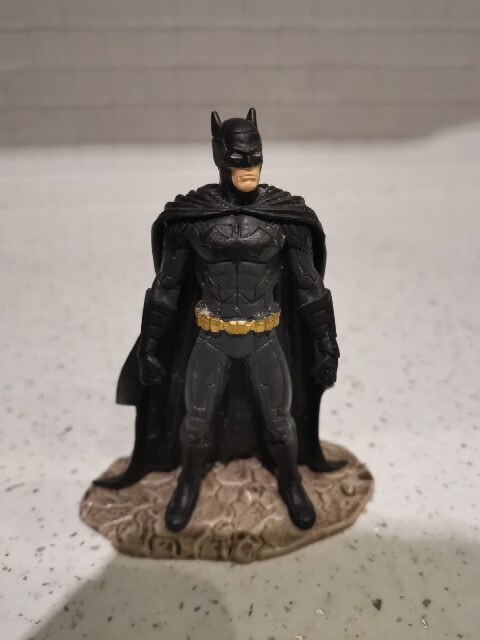 SCHLEICH JUSTICE LEAGUE REF 22501 - BATMAN IN STANDING POSITION - GOOD CONDITION