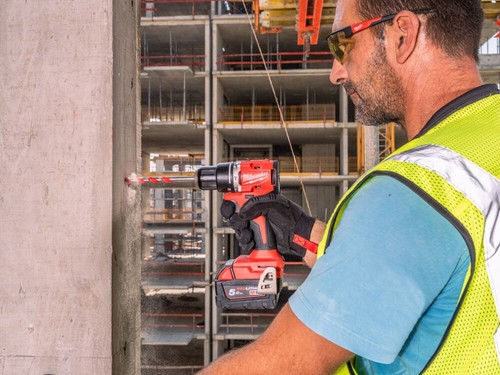 Trapano Avvitatore Compatto M18 Milwaukee M18 BLPDRC-202C 60NM - Foto 4 di 6