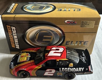 Motorsports Authentics #2 Rusty Wallace Legendary 2006 Charger Elite 1:24 89/200