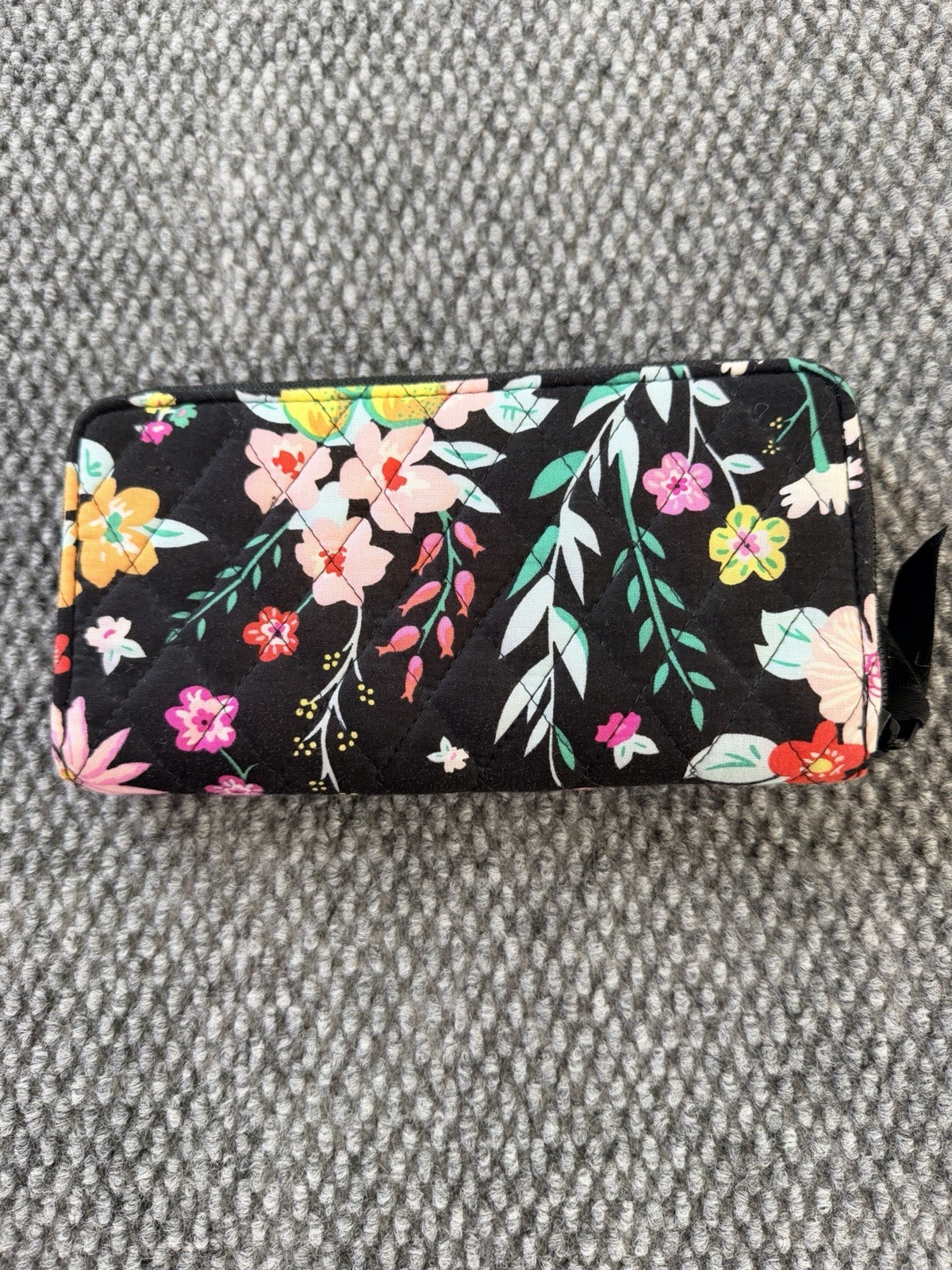 Vera Bradley Tangerine Twist Wallet Black Multi Floral Accordion Zip Around