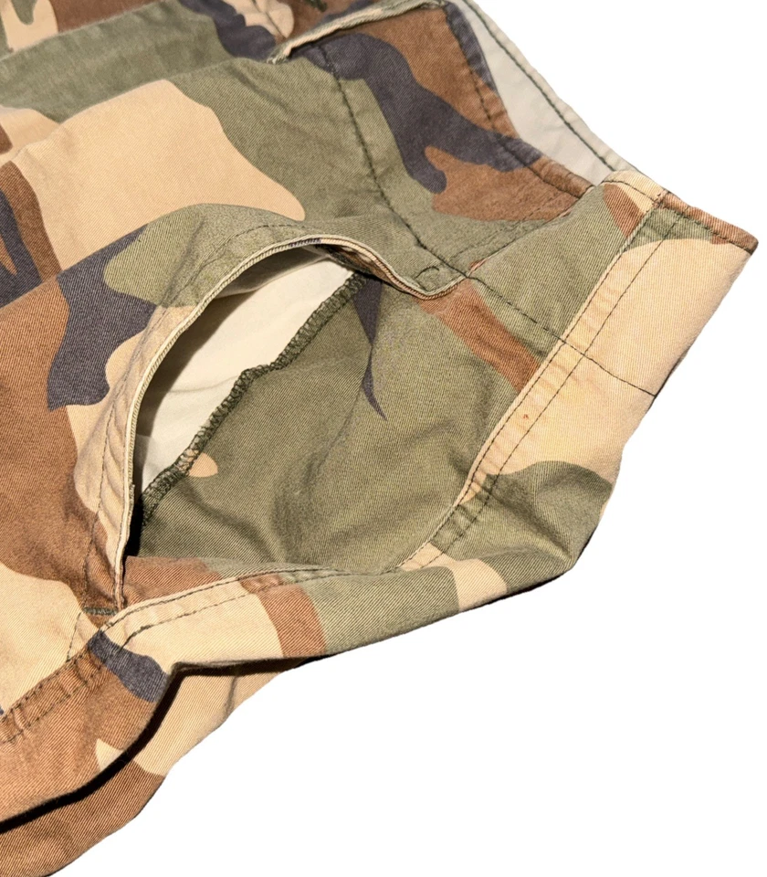 Gap Cargo Shorts Men Size 36 Camo - Image 3 of 4