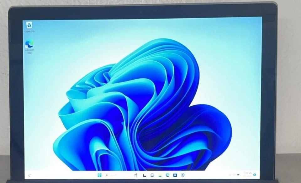 Tablet Microsoft Surface Pro 5 12.3"i5-7300U 256GB 8GB RAM*45% Batería*Leer#3M07 Foto 2 de 4