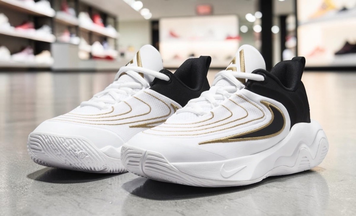 Nike Giannis Immortality 4 'Championship' (Size 2Y) (FZ6734-100