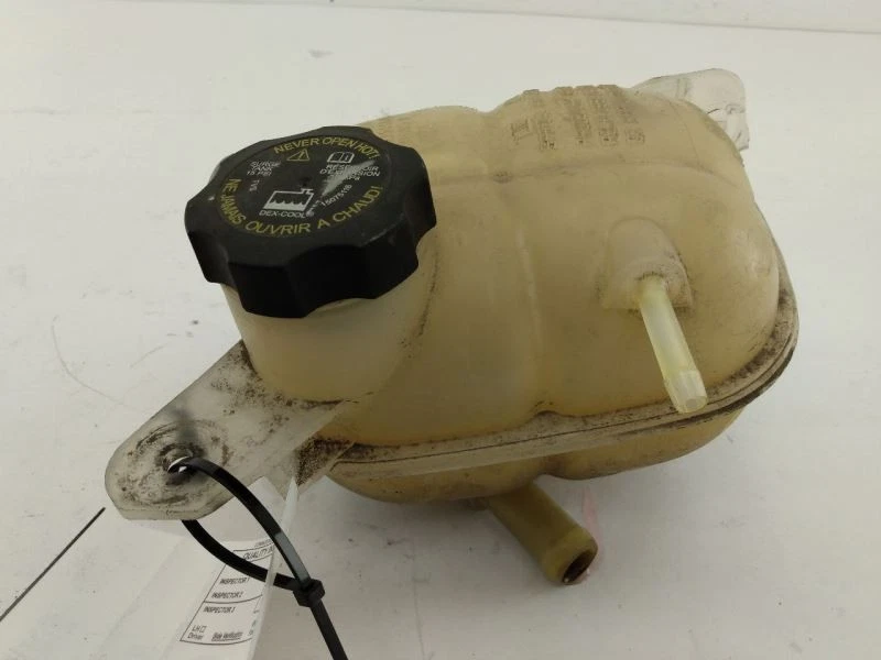 Расширительный бак охлаждающей жидкости PONTIAC SOLSTICE SATURN SKY 2006 2007 2008 2009 2010 - Изображение 4 из 4