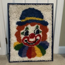 LATCH HOOK KIT NYC #R850 VINTAGE "SMILIE THE CLOWN" LATCH KIT - 20" BY 23" Done!