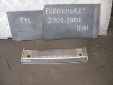 Ford Kuga I 2011 Dritte Bremsleuchte234 8V4113A601AA KBI30640